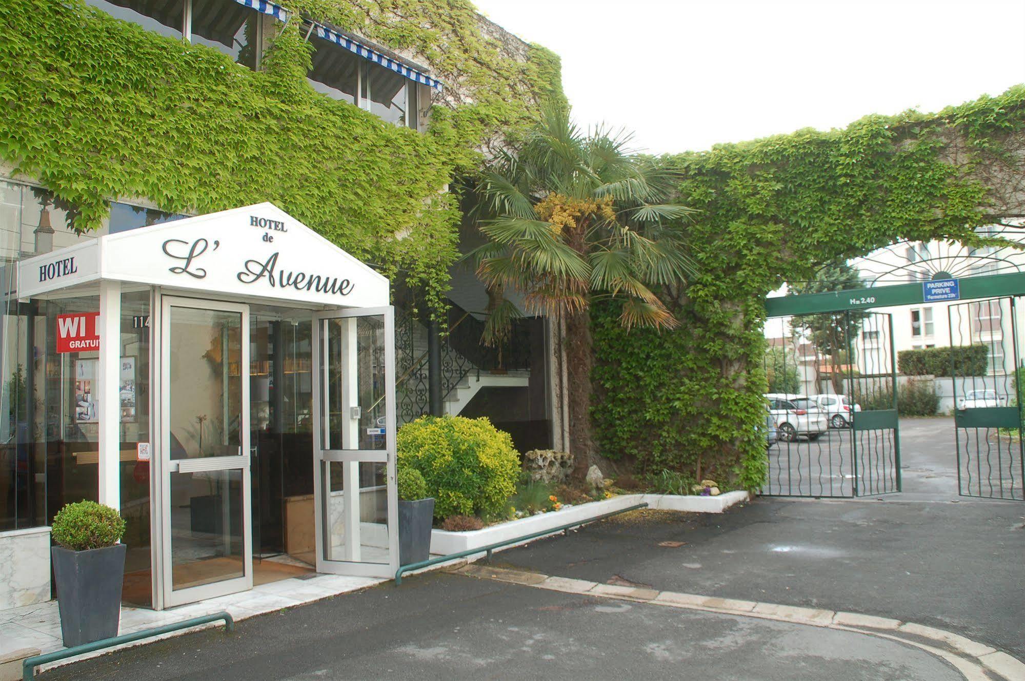 Hotel De L'Avenue Saintes Eksteriør bilde